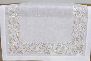 Weissfee table runner - Montreux Gold