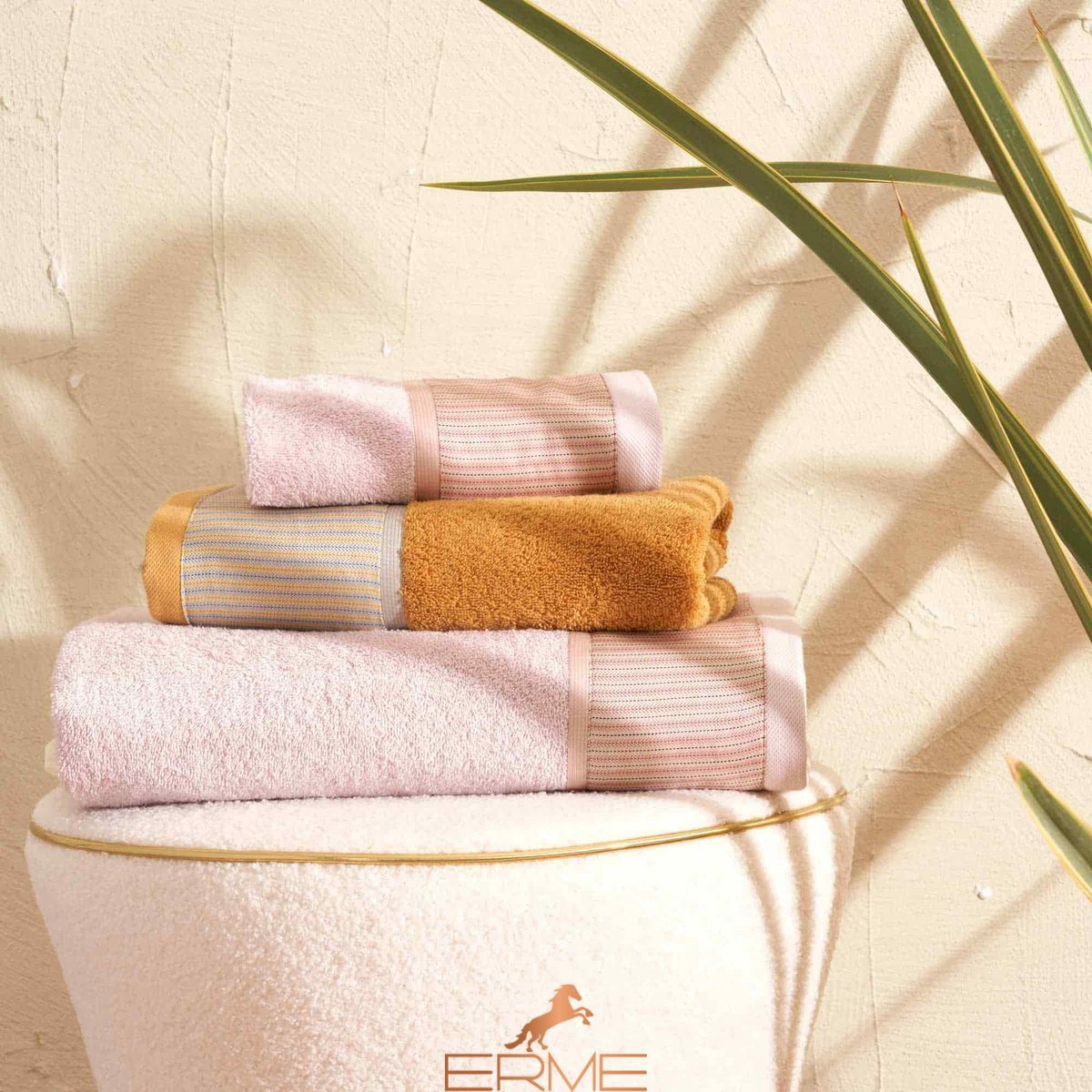 Set of face towels + guest sheet Biancoperla Galles Deluxe Polonia, 60х110 + 40х60 + 100x140