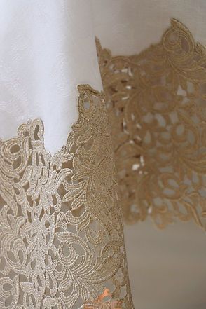 Weissfee tablecloth - Gala Gold