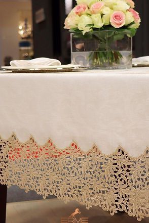 Weissfee tablecloth - Gala Gold