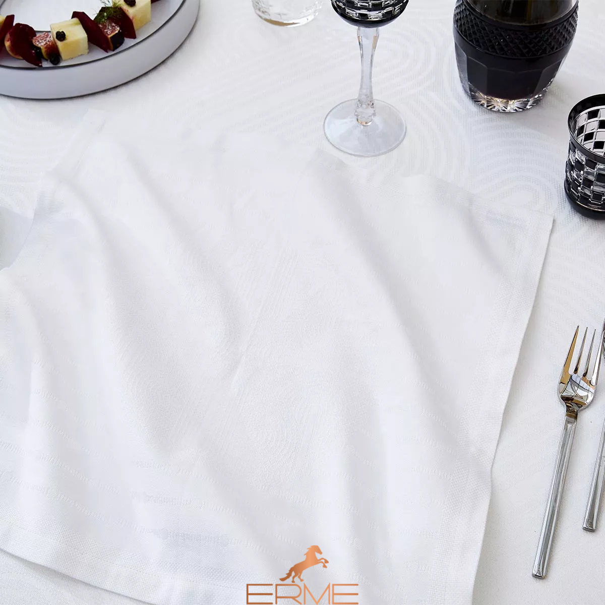 Napkin Garnier Thiebaut - Le Cercle Blanc