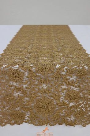 Weissfee table runner - Belvedere Gold