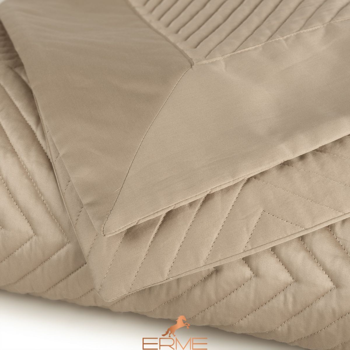 Bovi bedspread - Eloise col.Taupe, 260x270