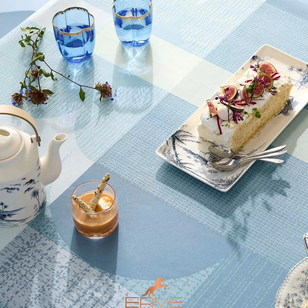 Tablecloth Garnier Thiebaut - Mille Textures Bleu
