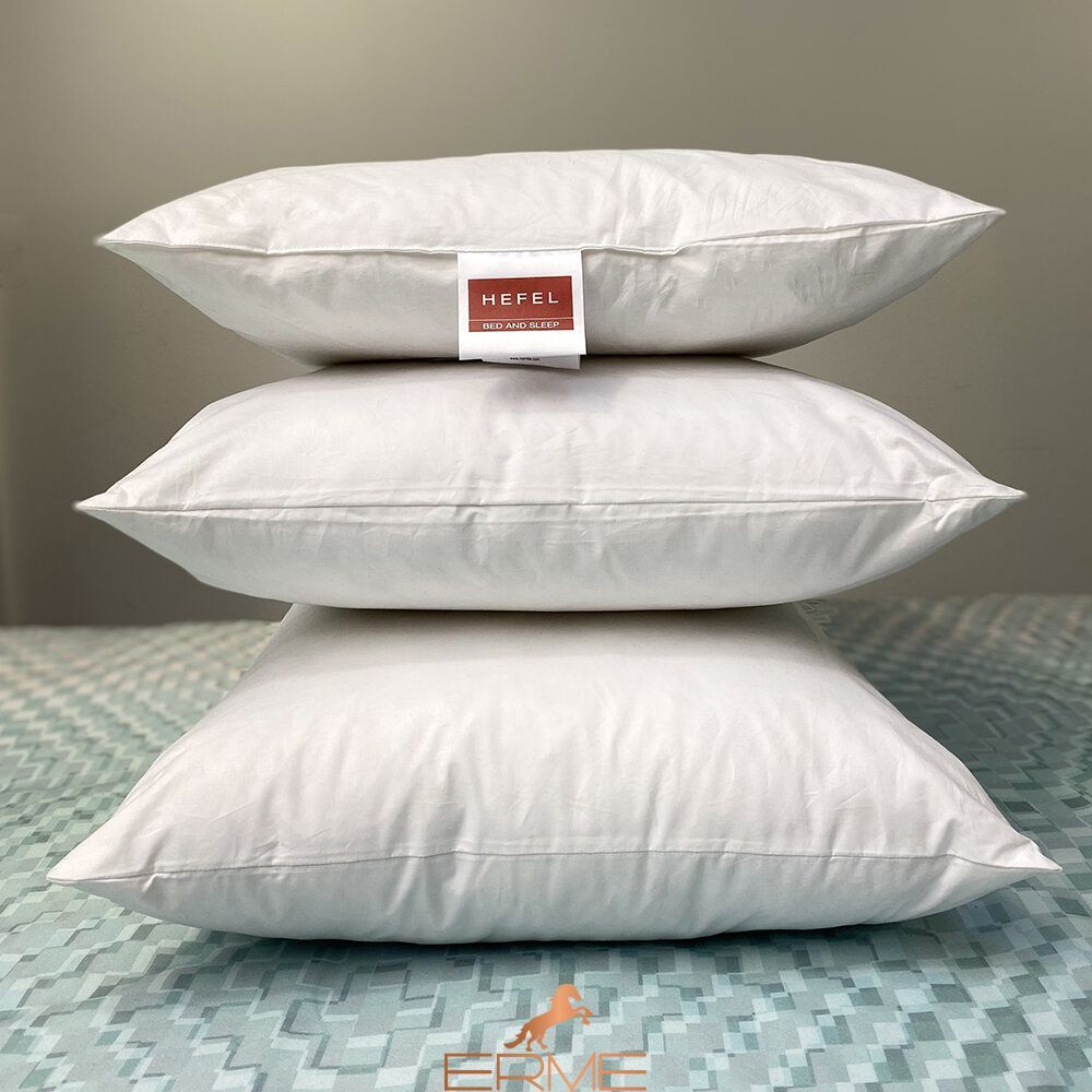 Подушка пухова 3-камерна Hefel Gold (Medium) Середня, 50x70, 670 + 120 гр