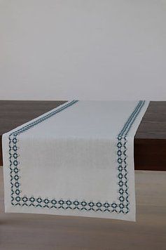 Weissfee table runner - Moon Light gray