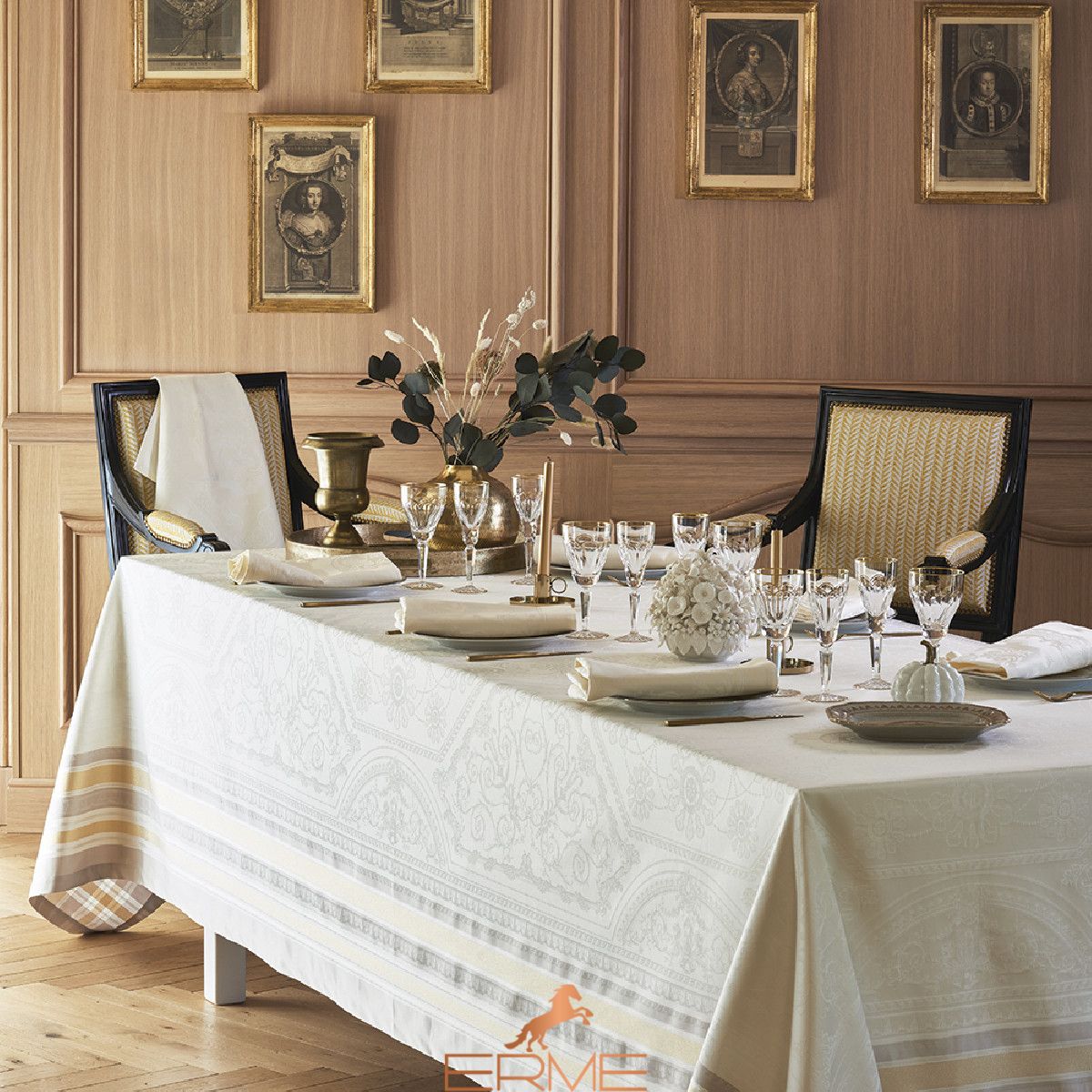 Tablecloth Garnier Thiebaut Galerie des glaces vermeil, 172x412