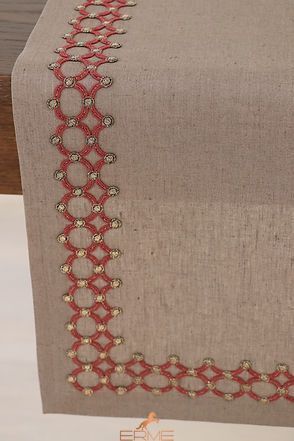 Weissfee table runner - Moon Brown