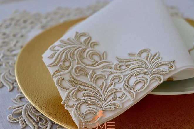 Weissfee napkin - Gala Royal Gold