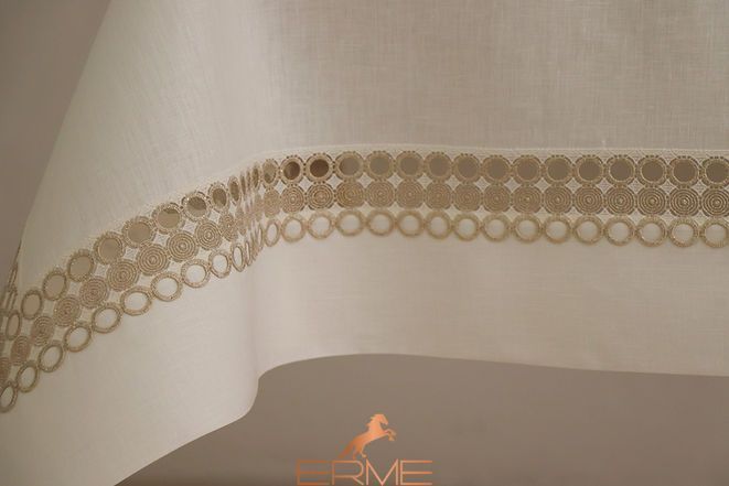 Weissfee tablecloth - Osaka Snow Gold