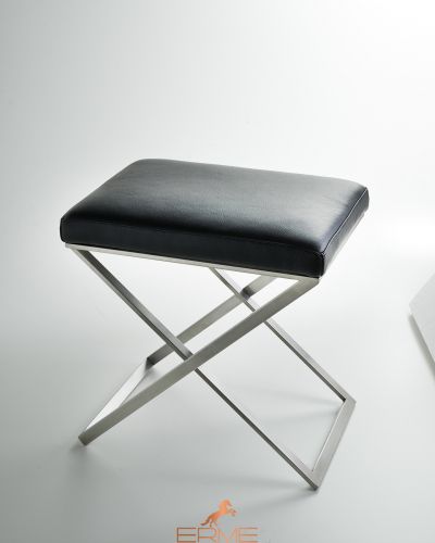 Treesseci Lino & Lone - Crossed Leg Chair XS