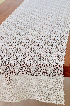Weissfee table runner - Gala White