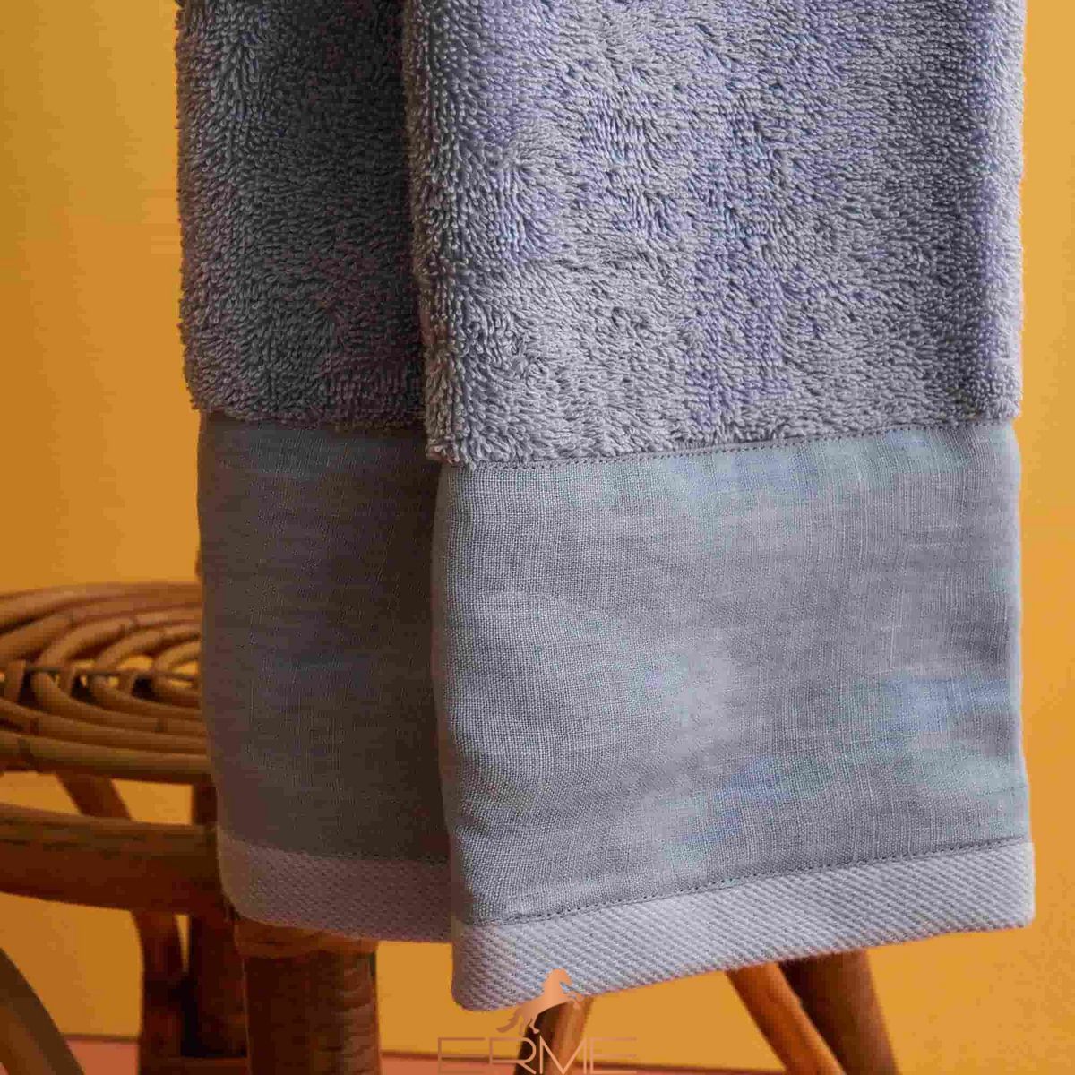 Set of face towels + guest sheet Biancoperla Nantes Incenso, 60х110 + 40х60 + 100x140