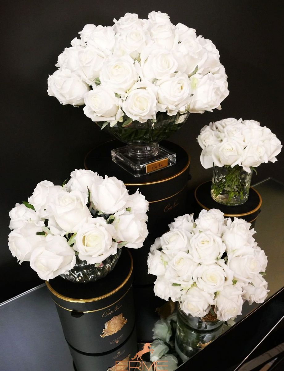 Aromatic composition of Cote Noire roses in a crystal bowl - White, Under the order (delivery from 4 weeks)