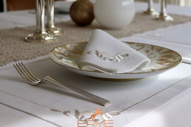 Weissfee serving mat - Montreux Gold