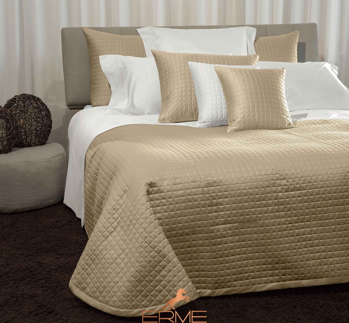 Signoria Firenze - Quilted bedspread MASACCIO Coffee, Coffee, 260x270